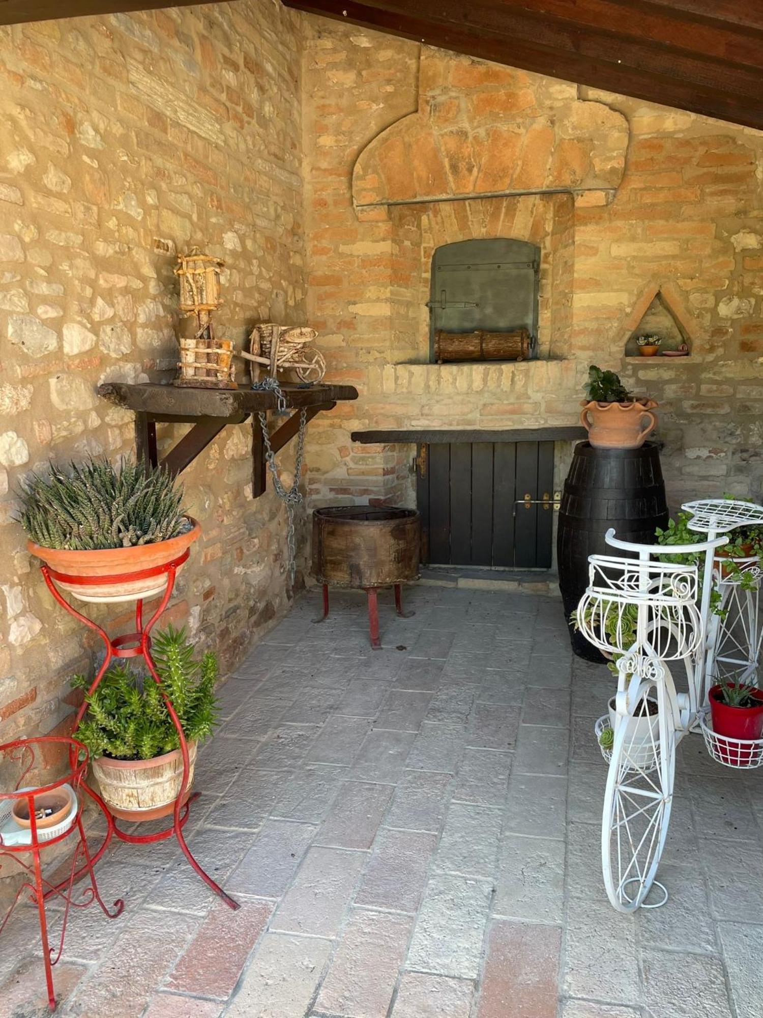 Agriturismo Villa Rosetta San Severino Marche Luaran gambar